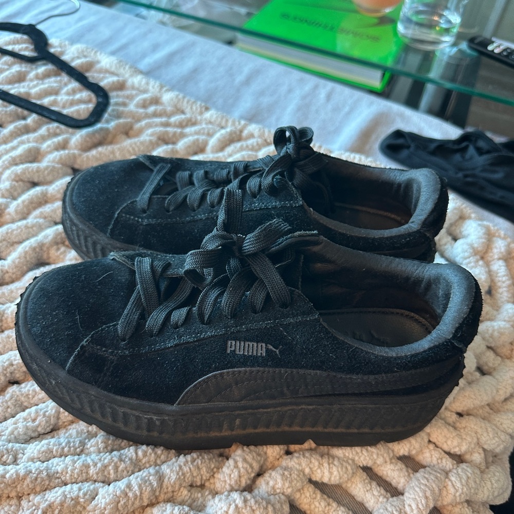 Fenti Rihanna Pumas